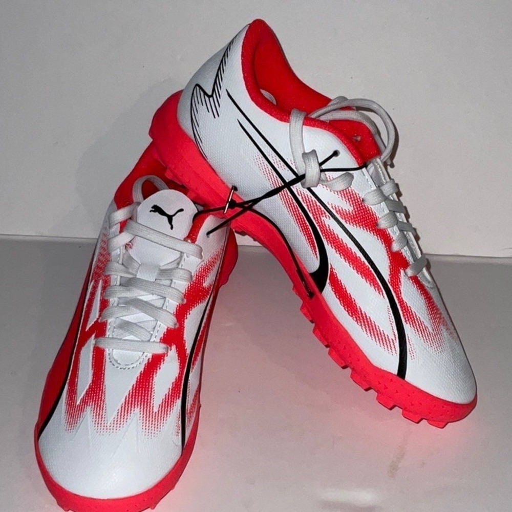 NIB, Puma Ultra Play TT, Juniors 2